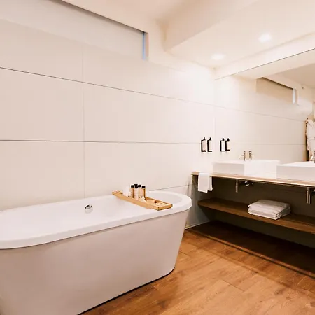 Aquafalls Hotel 5*
